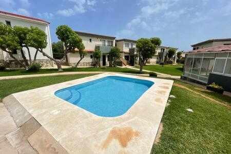 Apartamento bajo con jardín y piscina - FORCAT. Ciutadella  Exterior foto