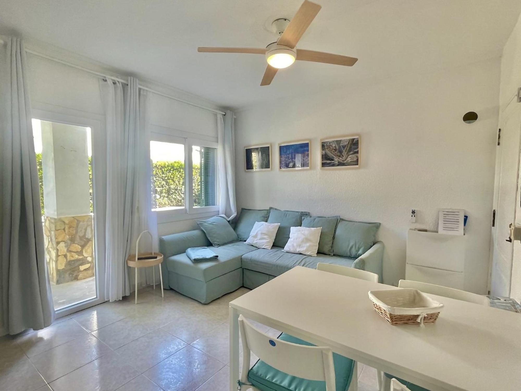 Apartamento bajo con jardín y piscina - FORCAT. Ciutadella  Exterior foto
