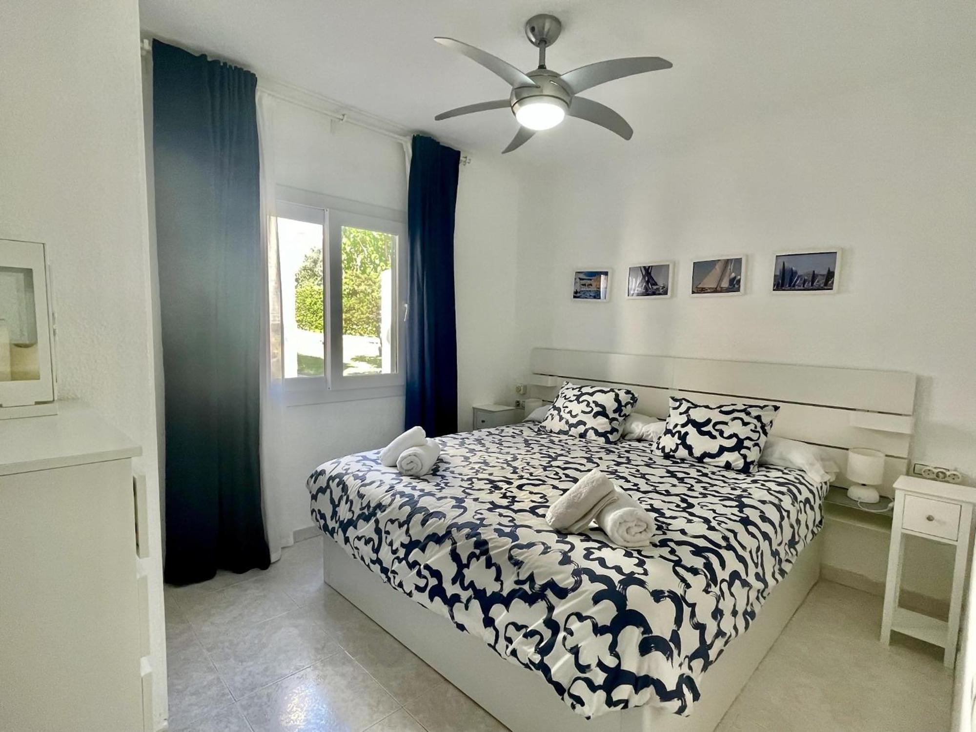 Apartamento bajo con jardín y piscina - FORCAT. Ciutadella  Exterior foto